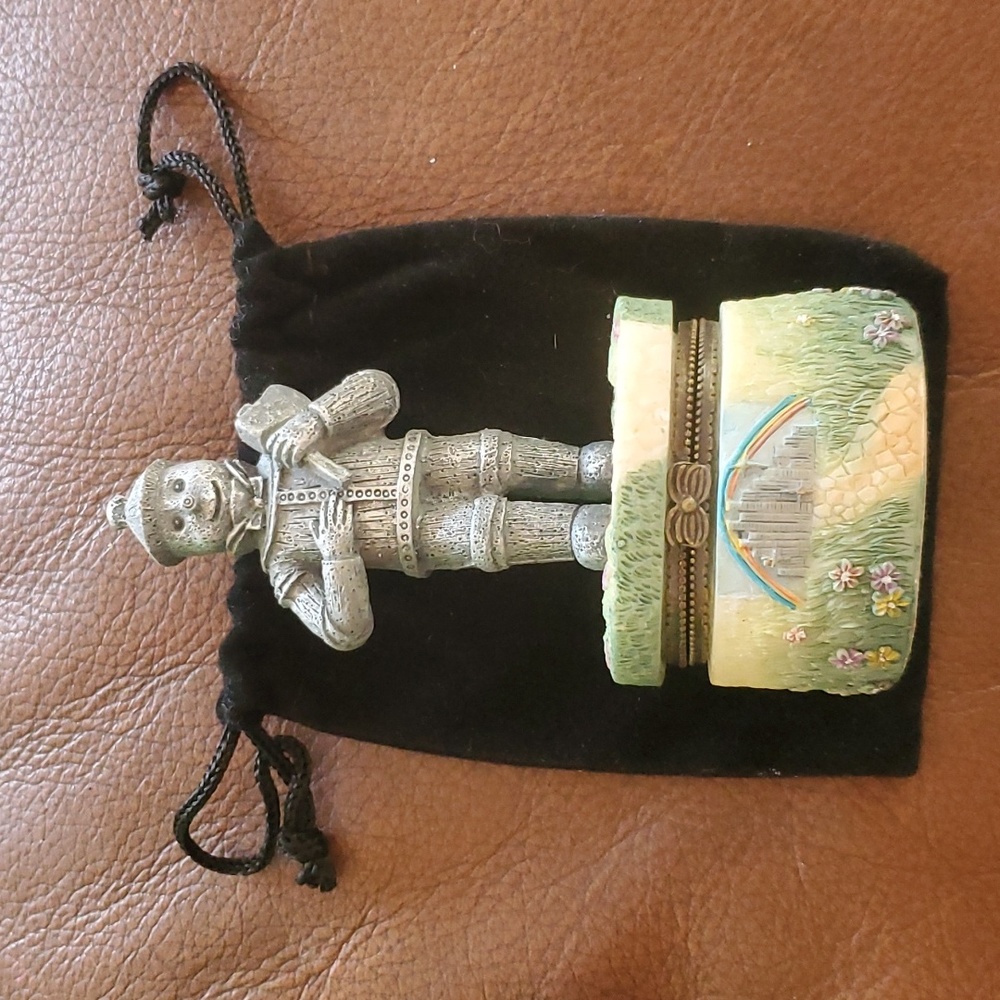 Vintage Wizard of Oz Tin man hinged Trinket box